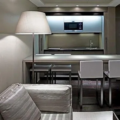 Allegroitalia San Pietro All'Orto 6 Aparthotel Milan 4*,